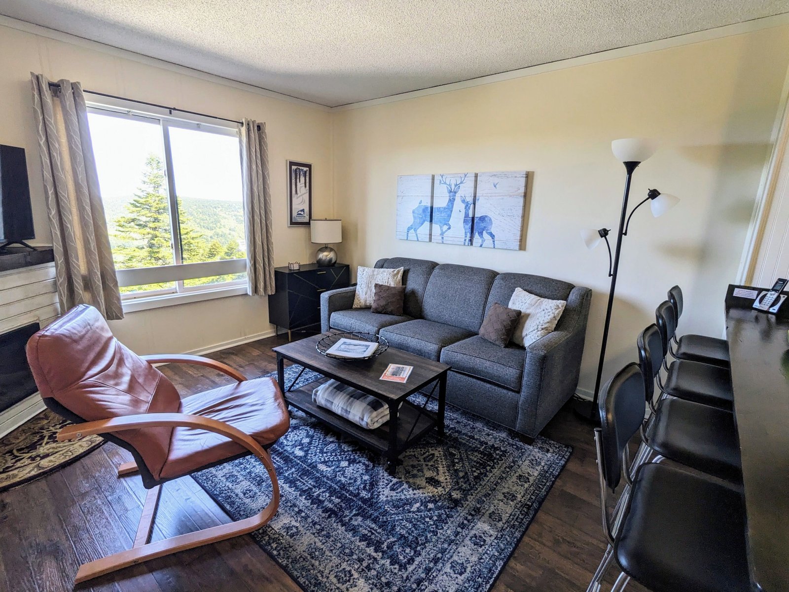 Thumbnail of 222 Top of the World